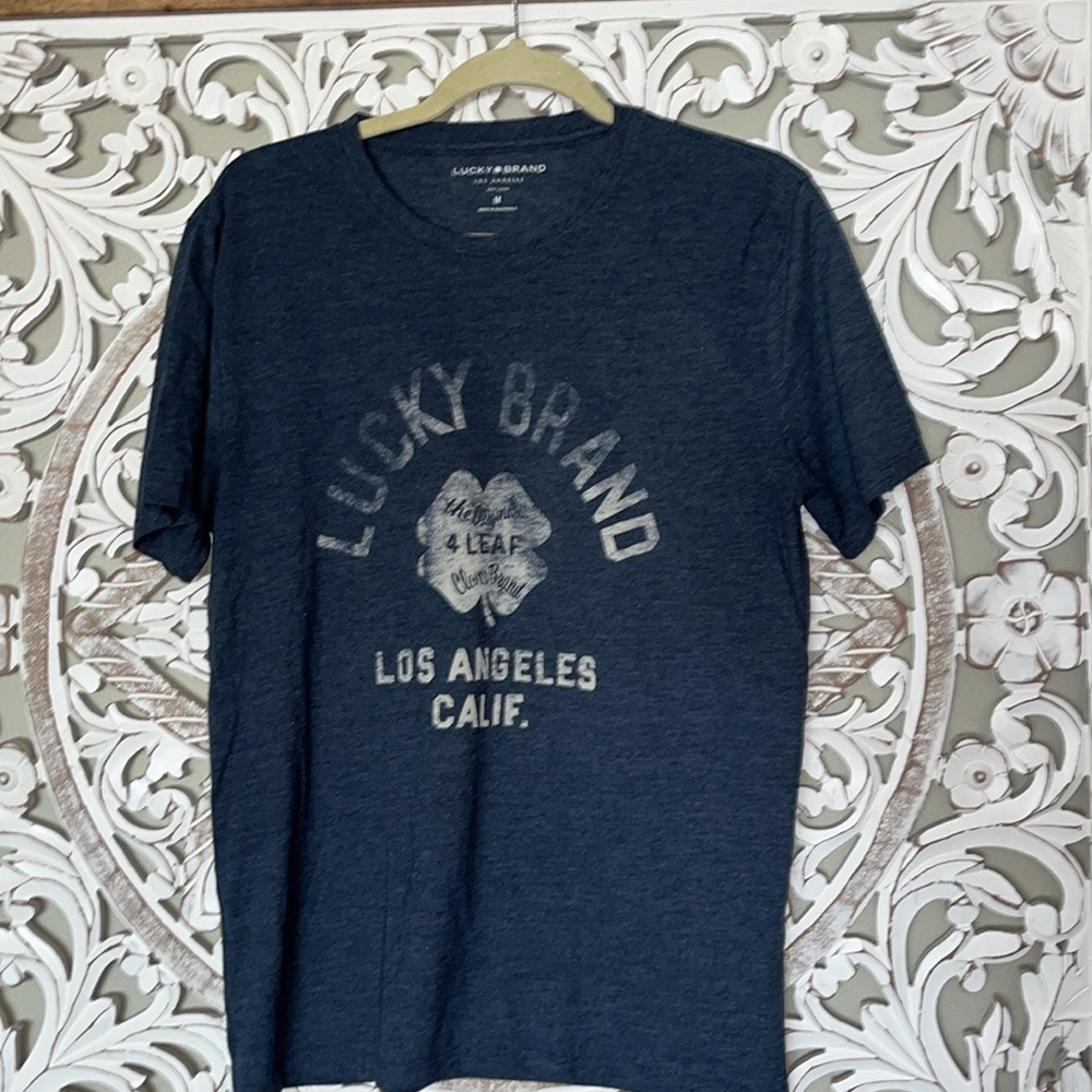 Lucky Brand Men's Navy Blue 4 Leaf Clover Short Sleeve Graphic T Shirt sz M NWOT